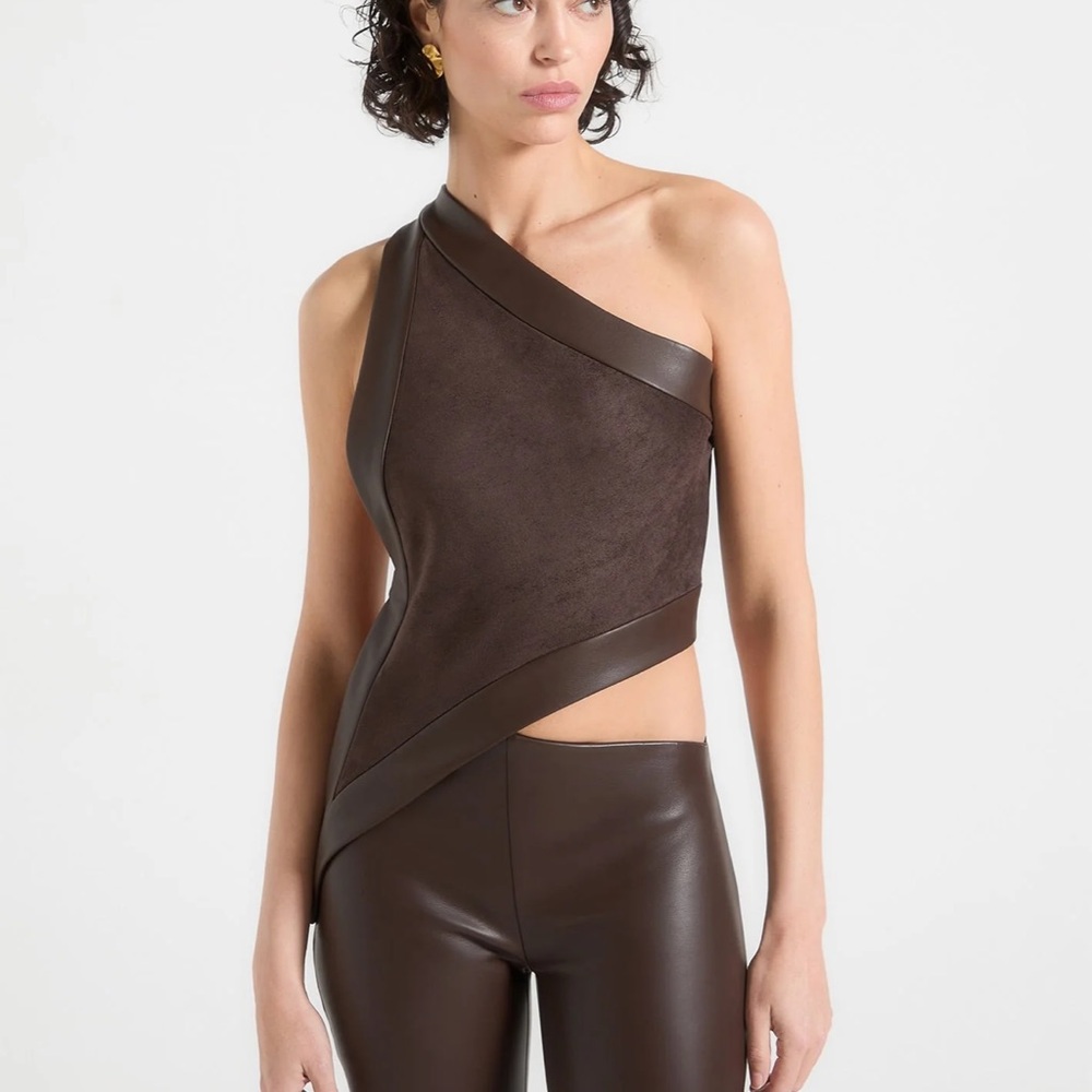 Maniere De Vior Brown Asymmetrical One-Shoulder Top